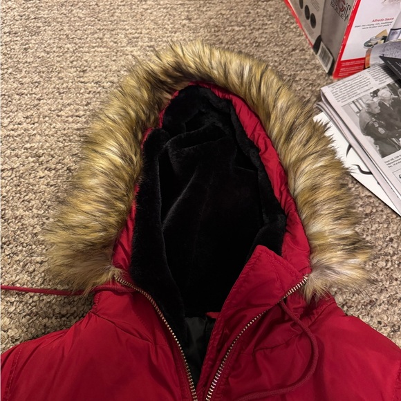 Vintage Forever 21 Red Bomber Coat with Faux Fur Hood S - Picture 4 of 5